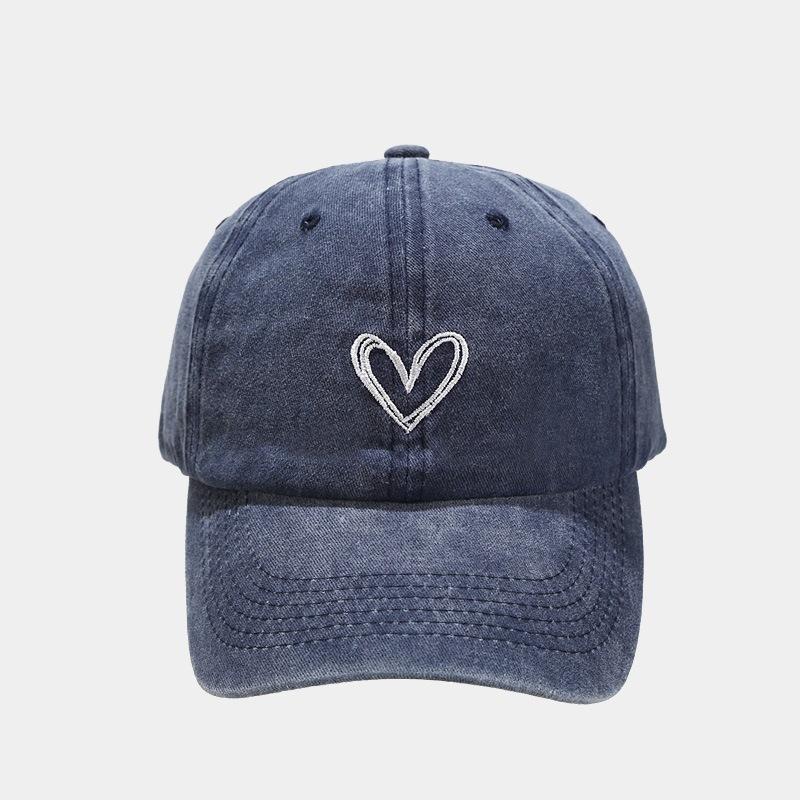 Vintage Solid Color Baseball Hat for Women Love Heart Embroidery Adjustable Sunshade Duck Tongue Cap Girls Peaked Outdoor Hat