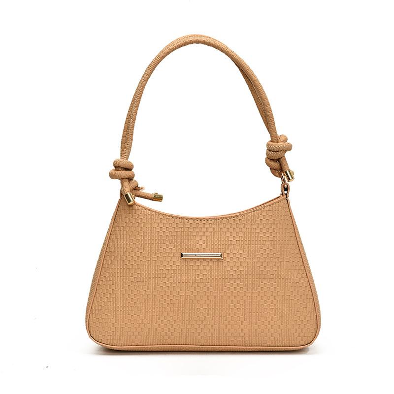 High Value Shoulder Bag Winter Versatile Temperament Retro Niche Design Small Square Bag Fashion Women