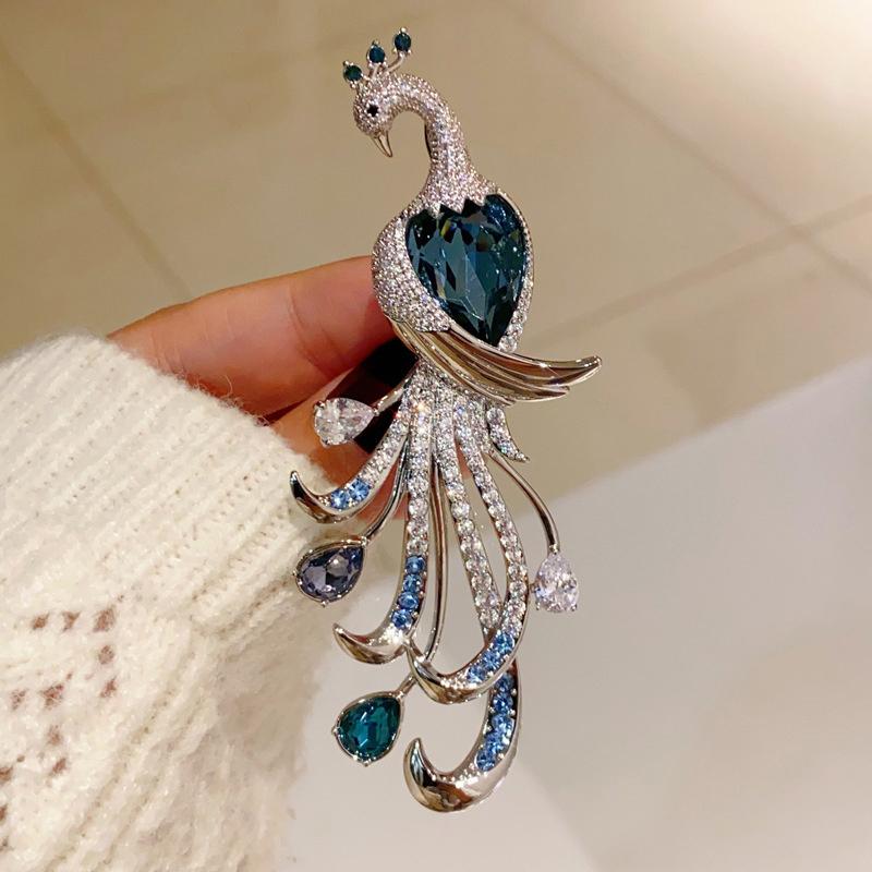 1Pcs Exquisite Peacock Rhinestone Brooch For Women Clothing Coat Accessories Gifts