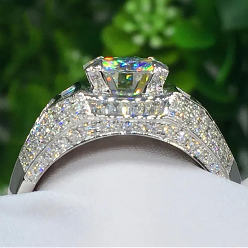 Modischer Herrenring mit weißem Kristall-Zirkonia-Stein, Luxus-Silberfarbe, Verlobungsring, Klassischer Schmuck für Hochzeitsfeier, Valentinstagsgeschenk