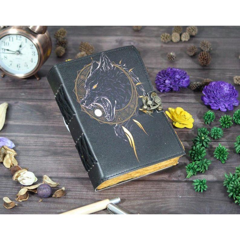 

Wolf Moon Leather Journal: Lockable Book of Shadows Grimoire Self Care Gifts 7 x 5 inch / 100 Page