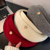 Literary and retro black wool beret women's autumn and winter versatile face small painter hat warm pumpkin hat