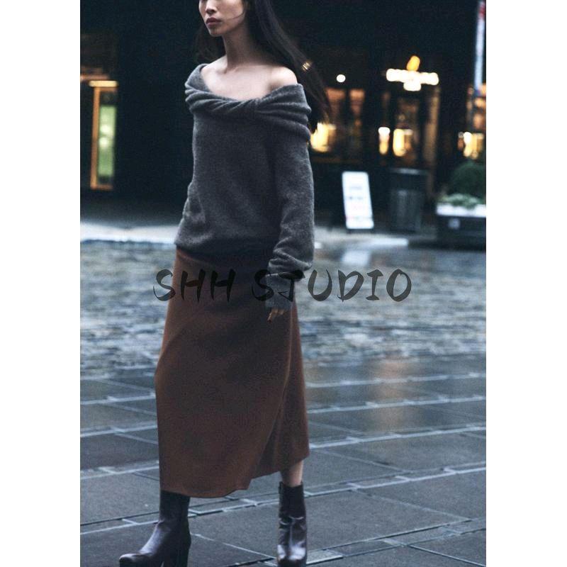 Spring New Women's Clothing Loose and Idle Asymmetrical Twist Straight Collar Long Sleeves Shoulder-Baring Sweater 3653118