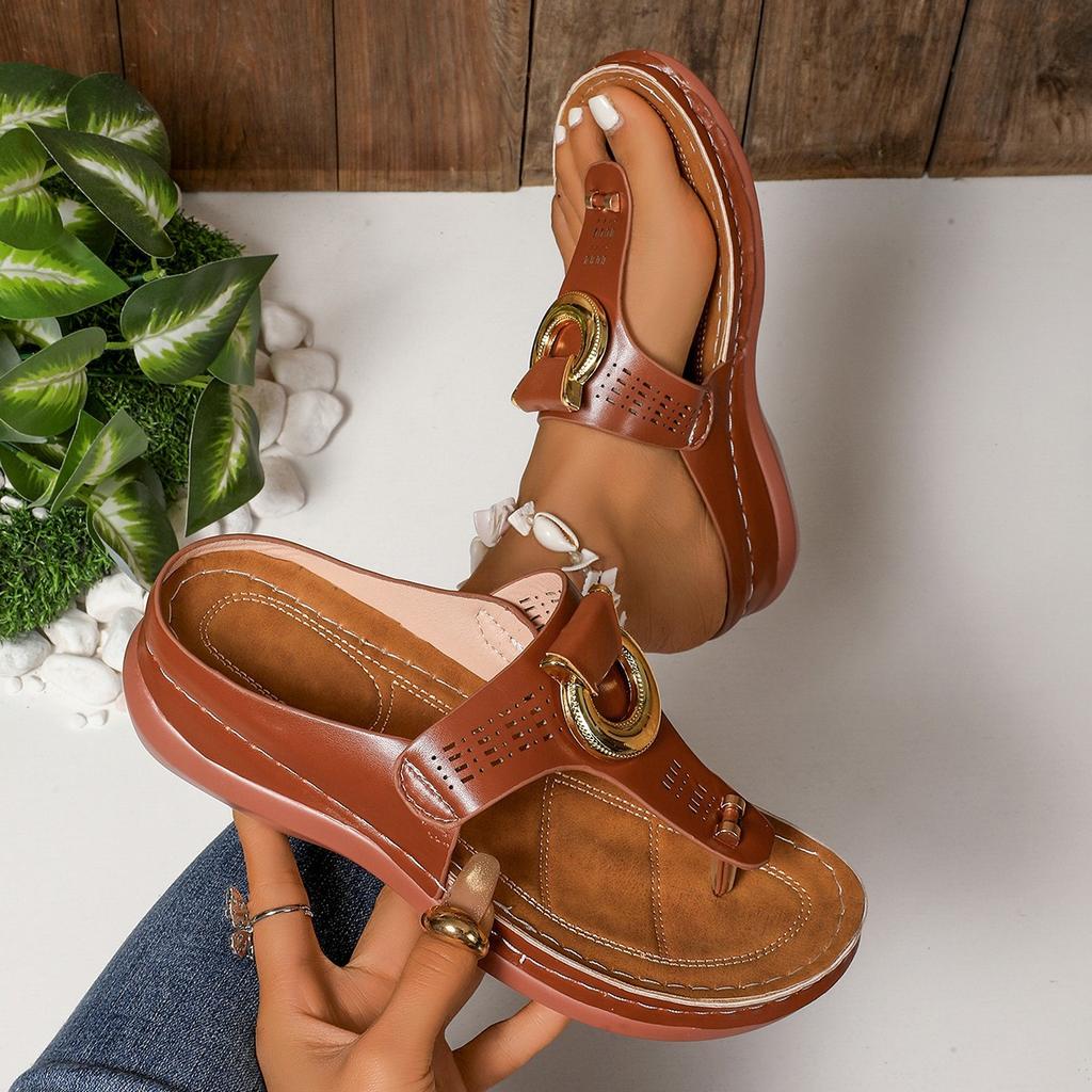 Zahraniční obchod dámské boty 2025 léto nové plážové boty s otevřenou špičkou klínek chladné pantofle dámské evropské krásné dámské sandály skladem