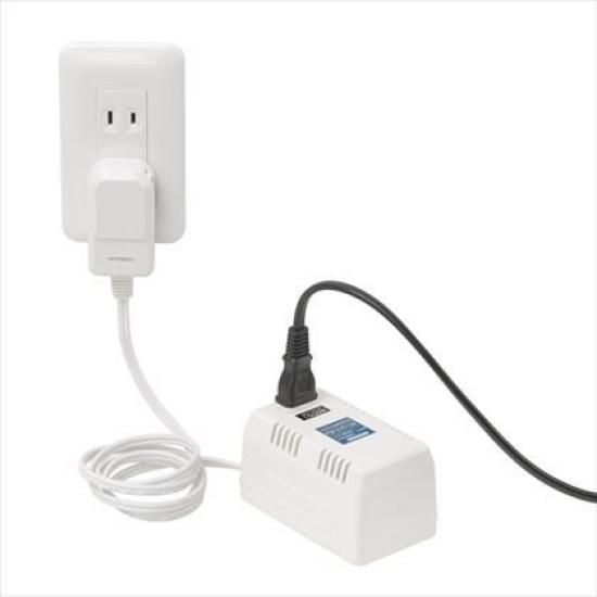 

Yazawa Corporation Overseas Exclusive Transformer with Deformable Plug For Heating Appliances 1500W HTDM130240V1500W білий