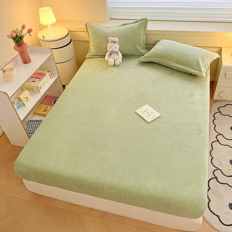 

2025 new solid color milk fleece fitted sheet single piece winter coral fleece mattress protective cover, no pillowcase 120x200cm 1pcs