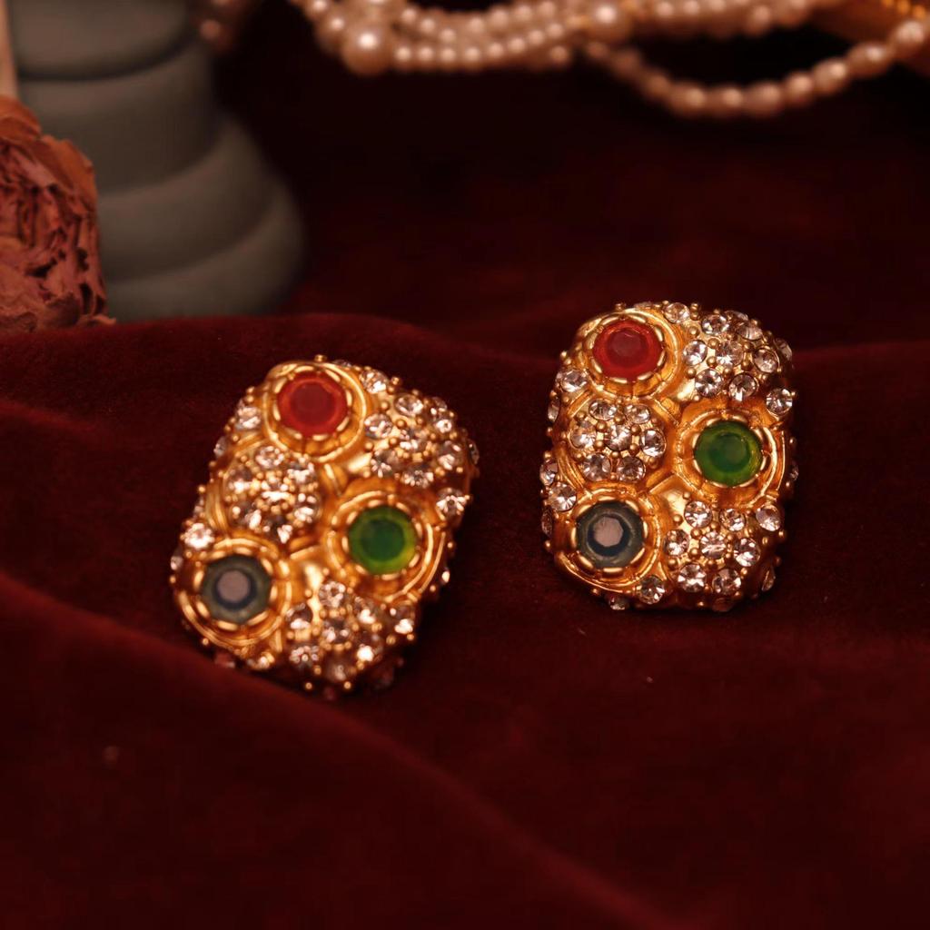 Retro Vintage Luxury Gold-Plated Gemstone Rhinestone Earrings