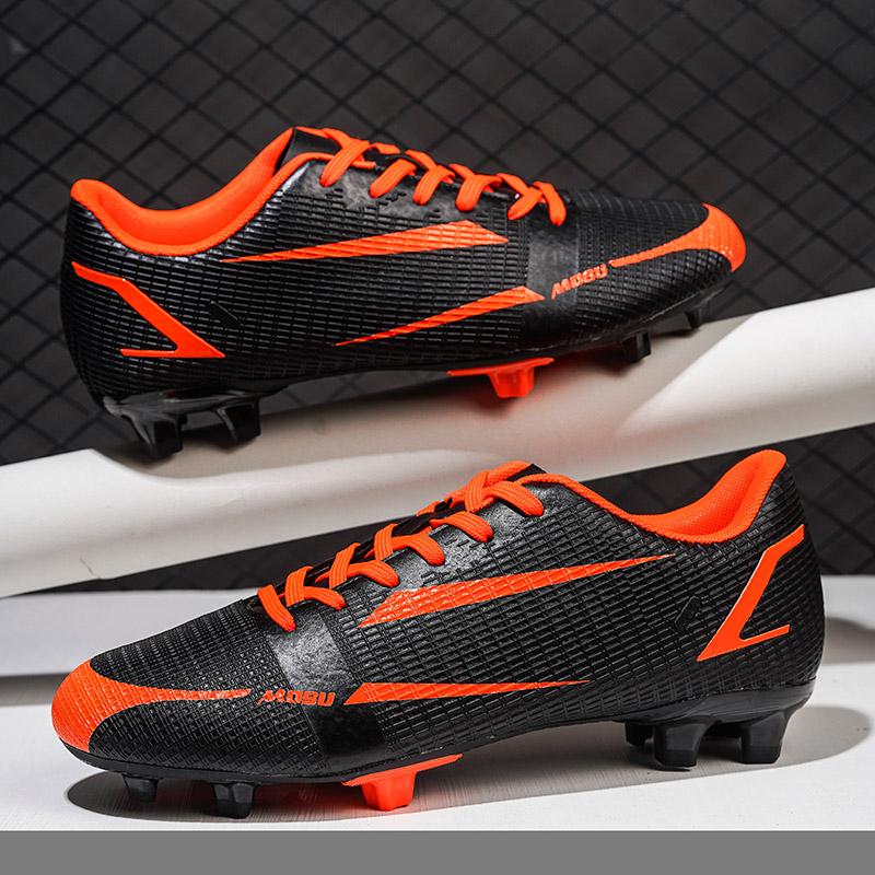 Soccer Shoes Women’s Sneakers Boys' Football Boots School Student Shoes Girls' Football Boots Couple Men Lightweight Sneakers Plus Size 36-45
