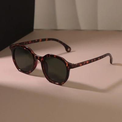 Kadın Erkek Retro Klasik Kare Güneş Gözlüğü Şık Minimalist Kadın Erkek Moda Gözlükleri