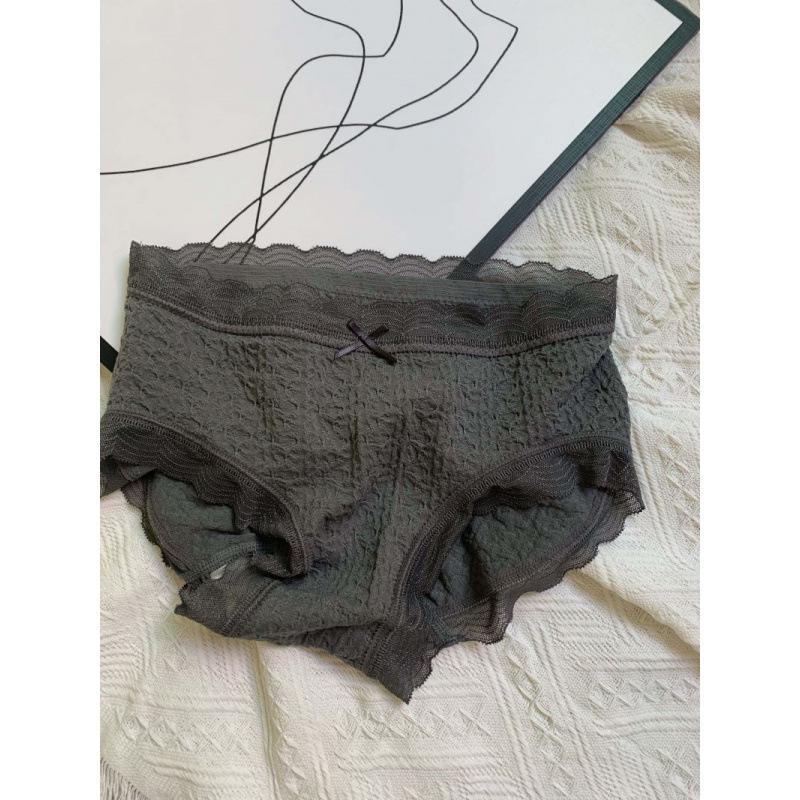 Ladies Spring and Autumn Fashion New Lace Cotton Crotch Breathable Waist Triangle Briefs