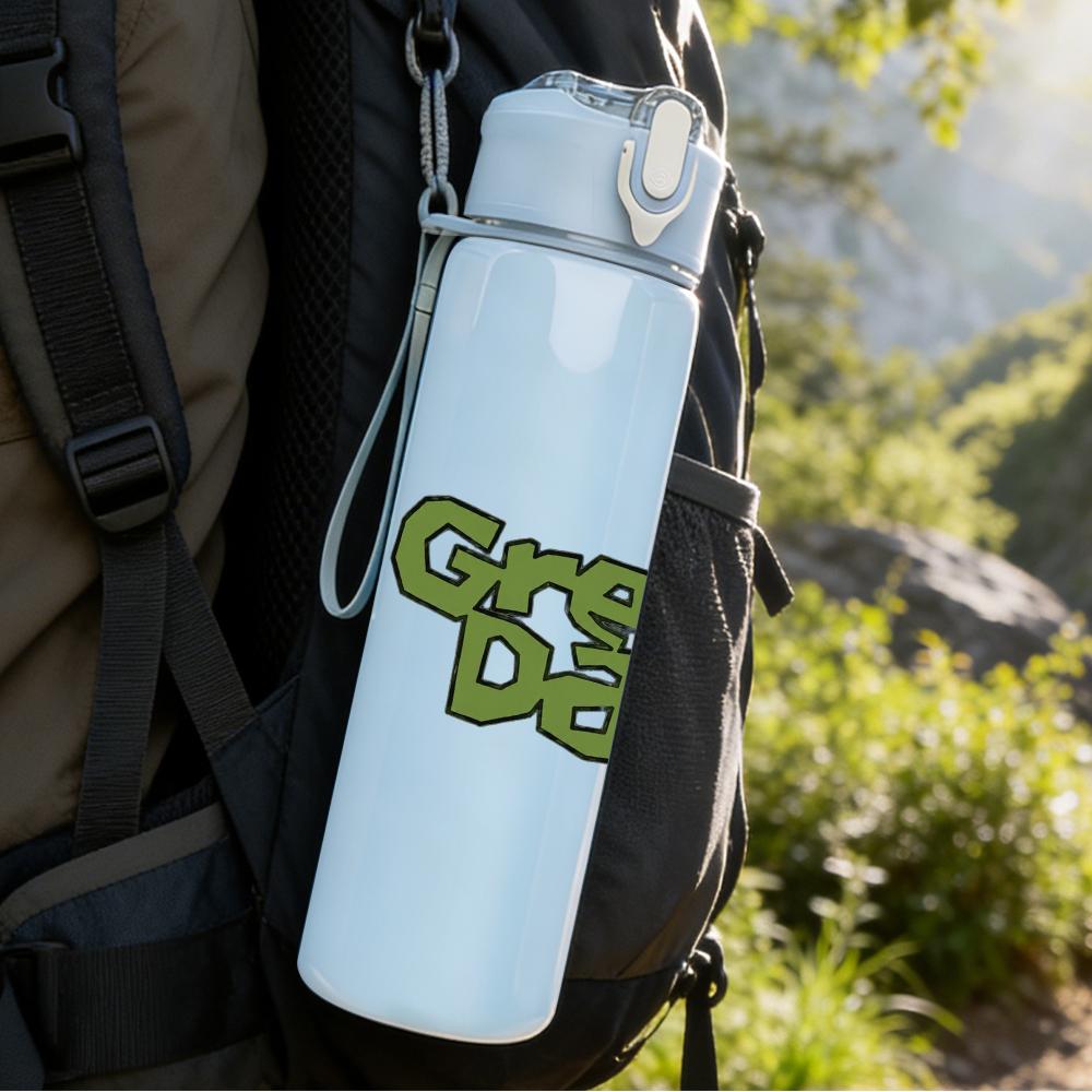 1PC Green Day Band Text Logo Print 750ml Colorful Plastic Sports Water Bottle Leakproof Pop Lid with Straw for Outdoor Office Home Use