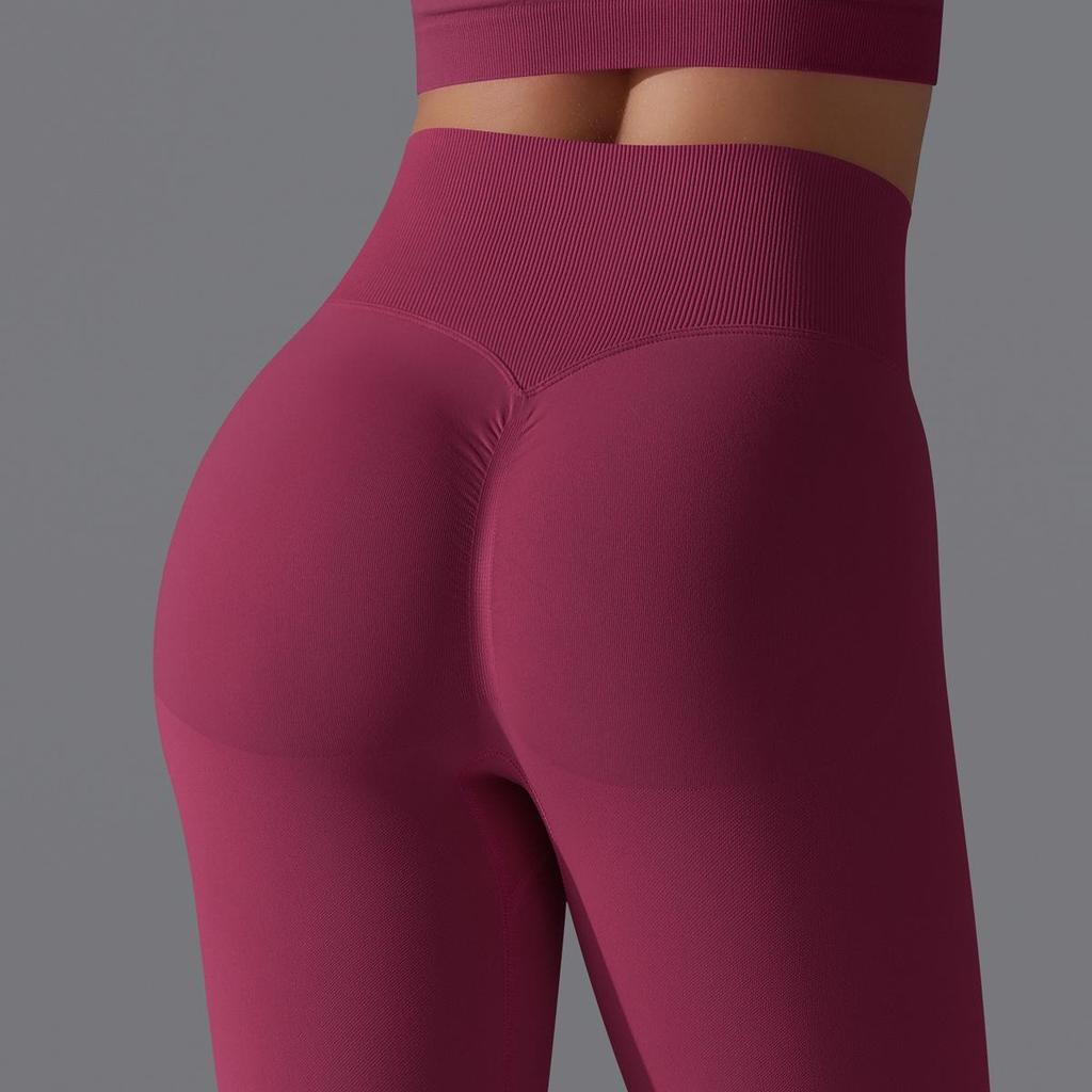 Seamless High-Waisted Yoga Pants with Peach Lift - Quick-Dry and Breathable for Running and Fitness