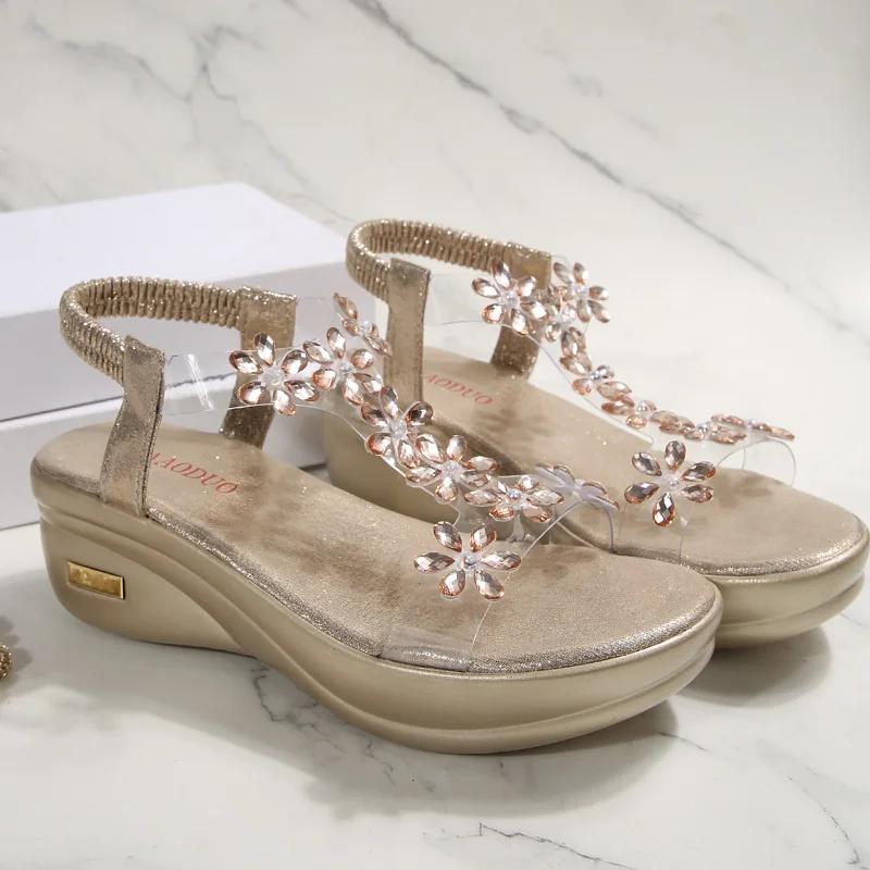 New Women Sandals Chunky Heel Platform Sandals Ladies Crystal Flower Decoration Shoes for Women Back Strap Fashion Shoes Female