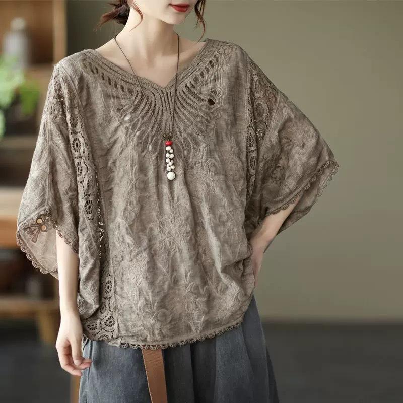 Spring Autumn Women Top Casual Pullovers Hollow Out Lace Embroidery V-neck Top Women's Loose Large Sunscreen Blouse