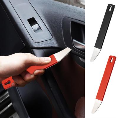 Péče o auto – Péče o plasty a gumy
