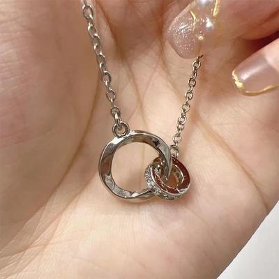 Collana di Coppia Mobius Intrecciato Rotondo Zirconia Catena Clavicola Lusso Leggero Punk Geometrico Gioiello Dolce Cool Festa Regalo