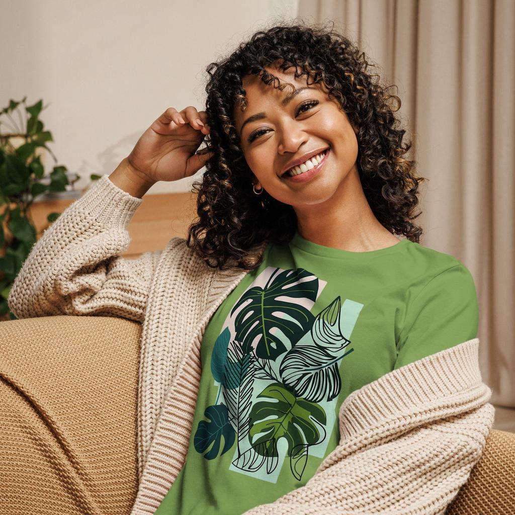Tropical Leaves T-Shirt – Botanical Graphic Tee – Women's Relaxed Fit Plant Lover Shirt