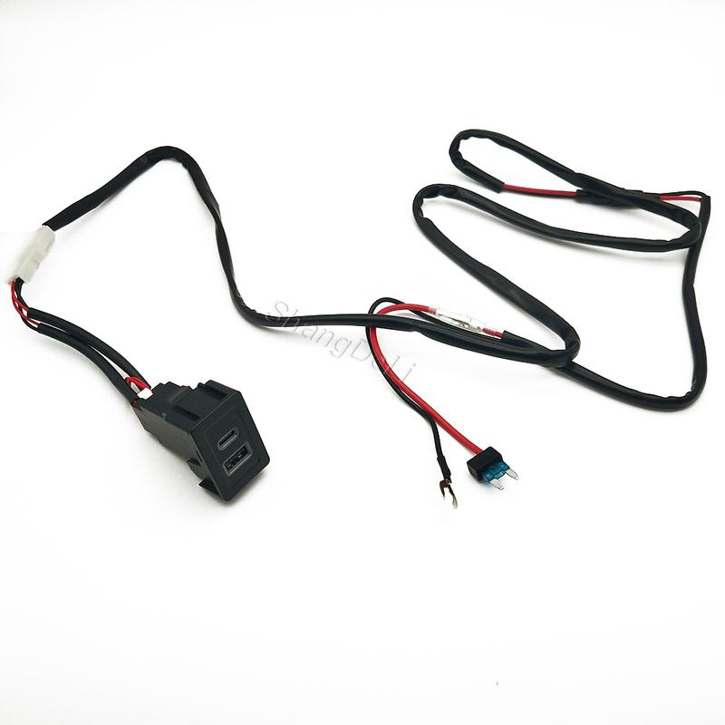 12V/24V Car Dual Charger QC3.0 USB PD Phone Charging Interface Adapter Socket For Suzuki SX4 Swift Accessories