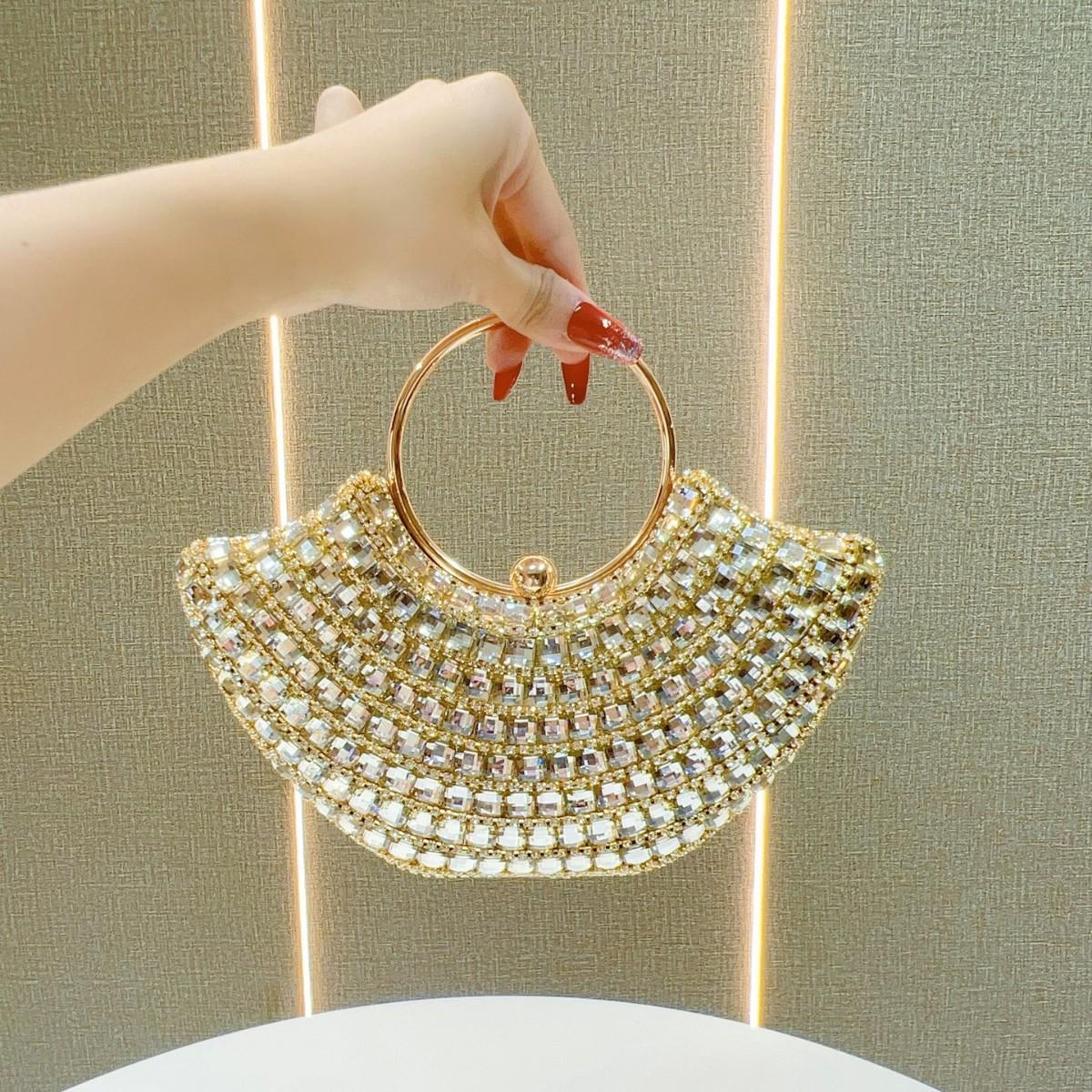 

New Style Evening Bag Women s Banquet Bag Crossbody Handbag Handbag Diamond-studded Temperament Shoulder Bag золотий