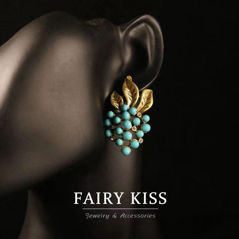 Vintage Geometric Stone Gold Jewelry Set: Exquisite Temperament and Unique Personality