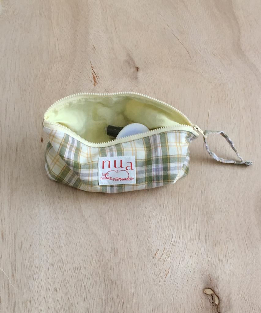 Nuaname Tokyo Latte Vintage Check Pouch