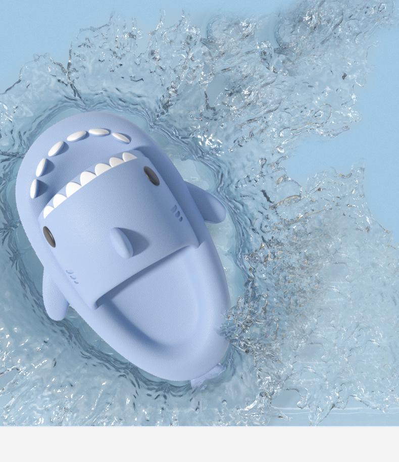 Shark Summer Slippers: Non-Slip Thick Sole for Men and Women, Indoor and Outdoor Wear.