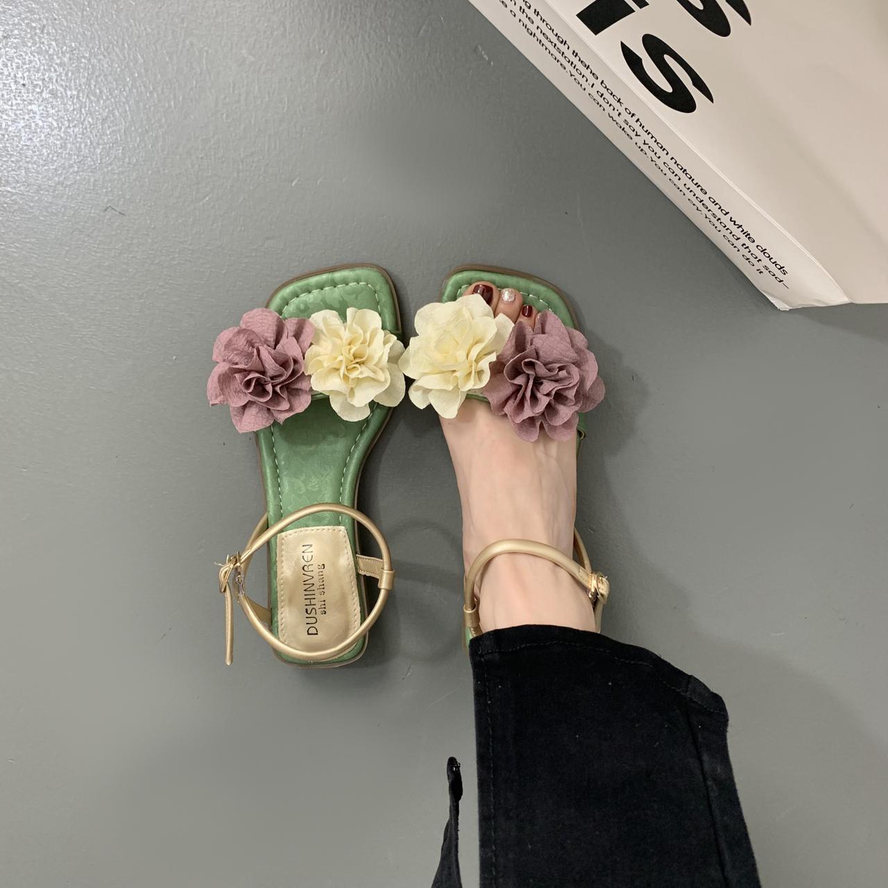 

Модные туфли тапочки повседневные тапочки женские шлепанцы квадратный каблук низкий люкс 2024 летние блочные модные тканевые каблуки копыта резиновые рим 40 зелёный