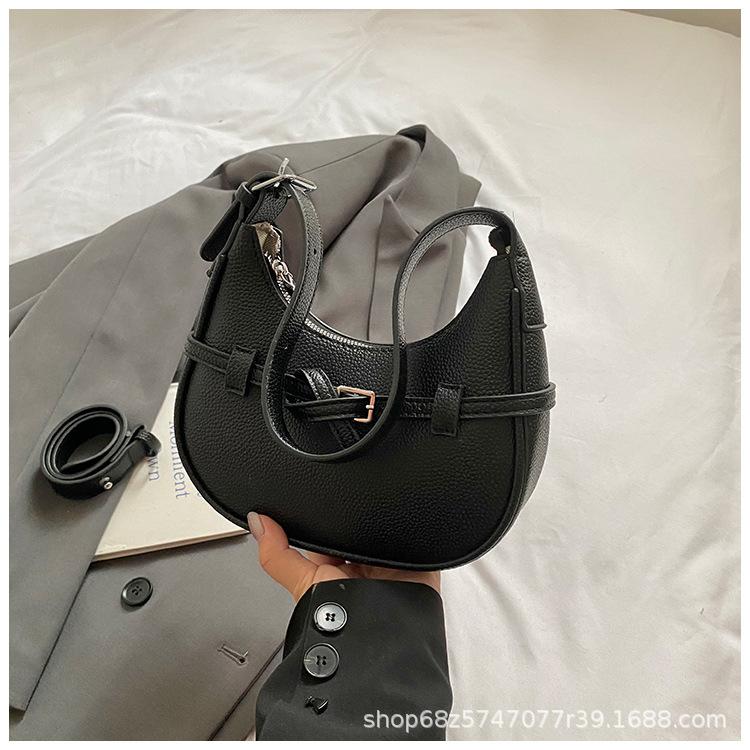 

Новая французская сумка подмышку 2025 года, нишевая сумка-полумесяц с тиснением личи высокого класса, простая и универсальная сумка-мессенджер через плечо чёрный