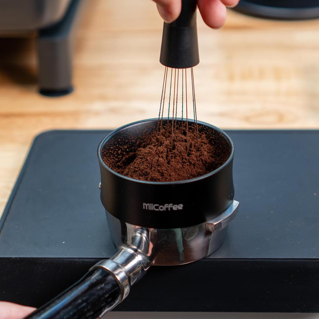 MiiCoffee 58mm Magnetic Pour Funnel Espresso Coffee Pour Ring Anodized Aluminum with 9 Magnetized Steel Compatible with 58mm Portafilters - - Pieces,