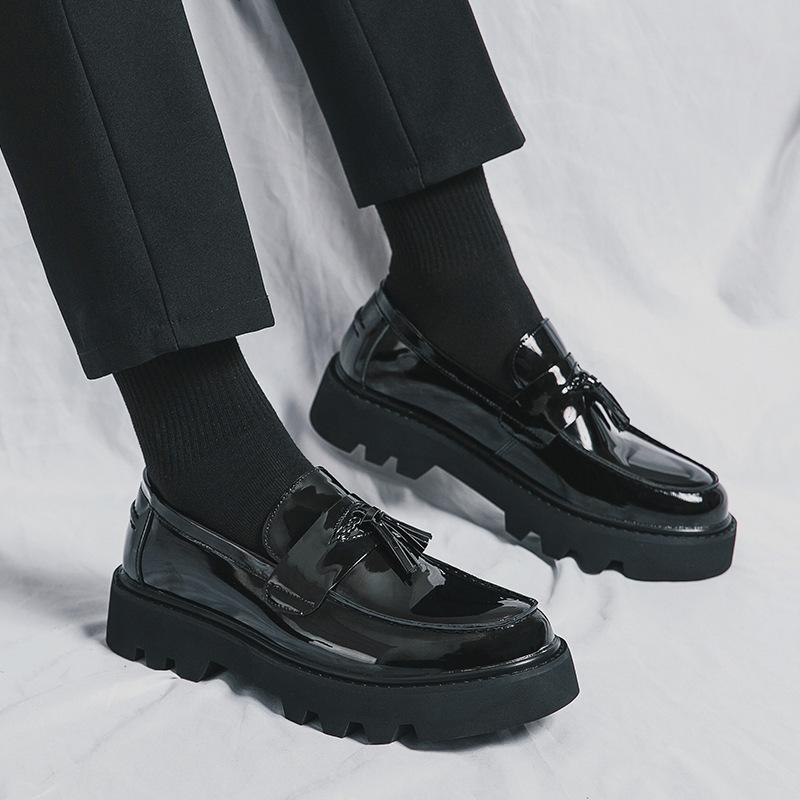 Large size Brock leather shoes niche British casual fringed lazy shoes