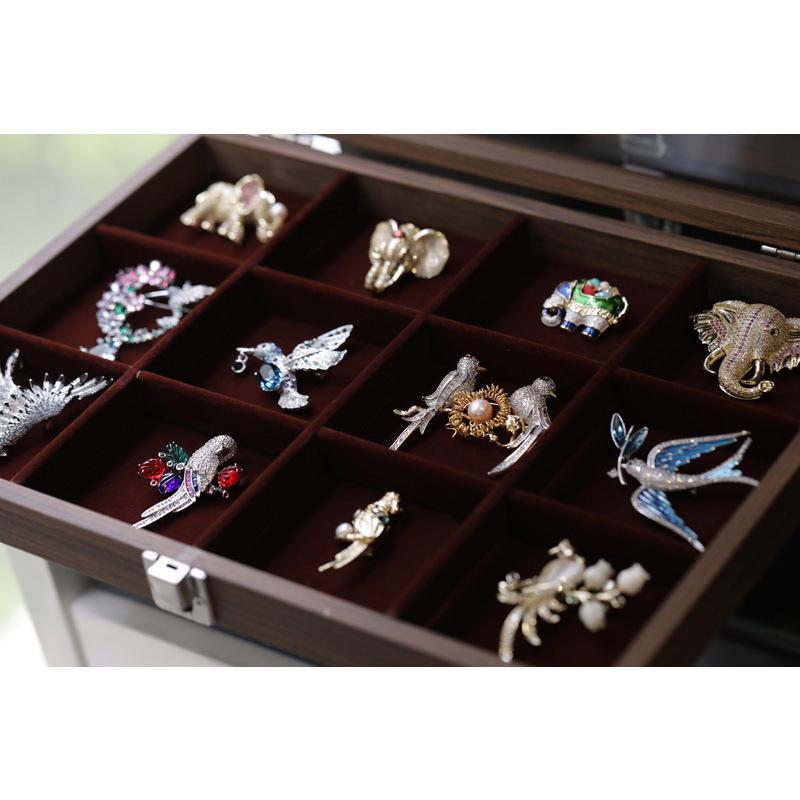 Bo Xin Yun Chinese Cloisonné Swallow Brooch: Elegant, Stylish, Luxurious Pin for Women