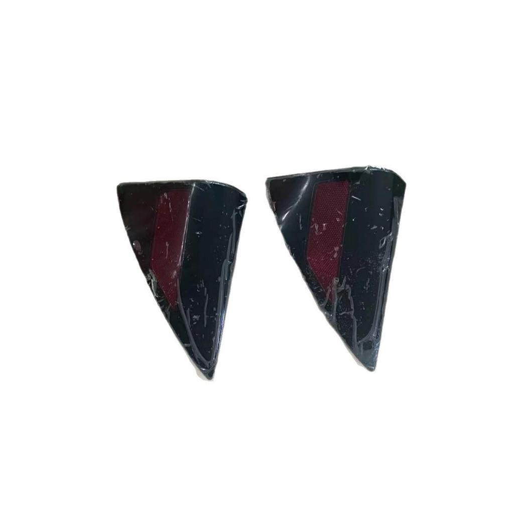 Tesla Model 3 Taillight Triangle Right Trim Panel (2021+)