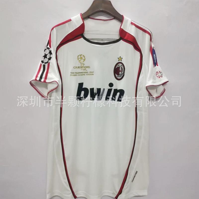 2006/07 season AC Milan home and away jersey No. 22 star KAKA retro jersey Barcelona short sleeve