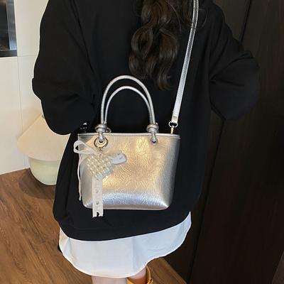 Sacs compacts populaires pour femmes printemps et été 2025 nouveaux sacs bandoulière mode sacs seaux portables