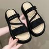 Dámské pantofle, svrchní oblečení, léto 2025, nová móda, tlusté dno, jednoslovné přetahování, neklouzavé, měkké dno, ležérní plážové sandály