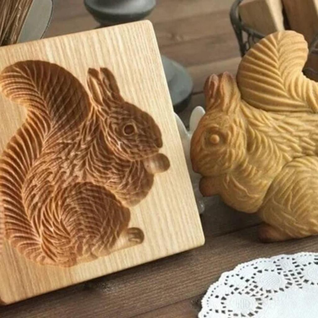 Wooden Cookie Molds 2 Pieces Reusable Cutter 3D Squirrel And Pine Cone Cookie Stamp Mold for Beginner Easter Halloween Christmas