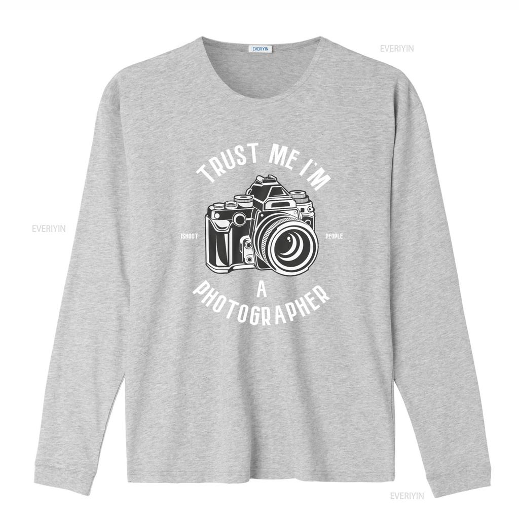 Trust Me Im A Photographer T Shirt I Shoot People Design for Photography Lovers Vintage Washed Stretched Versatile Breathable
