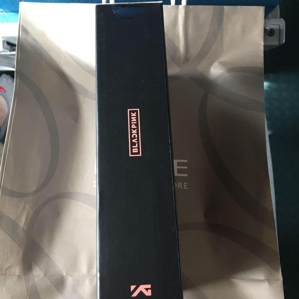 [USED] BlackPink Hand Fan Black