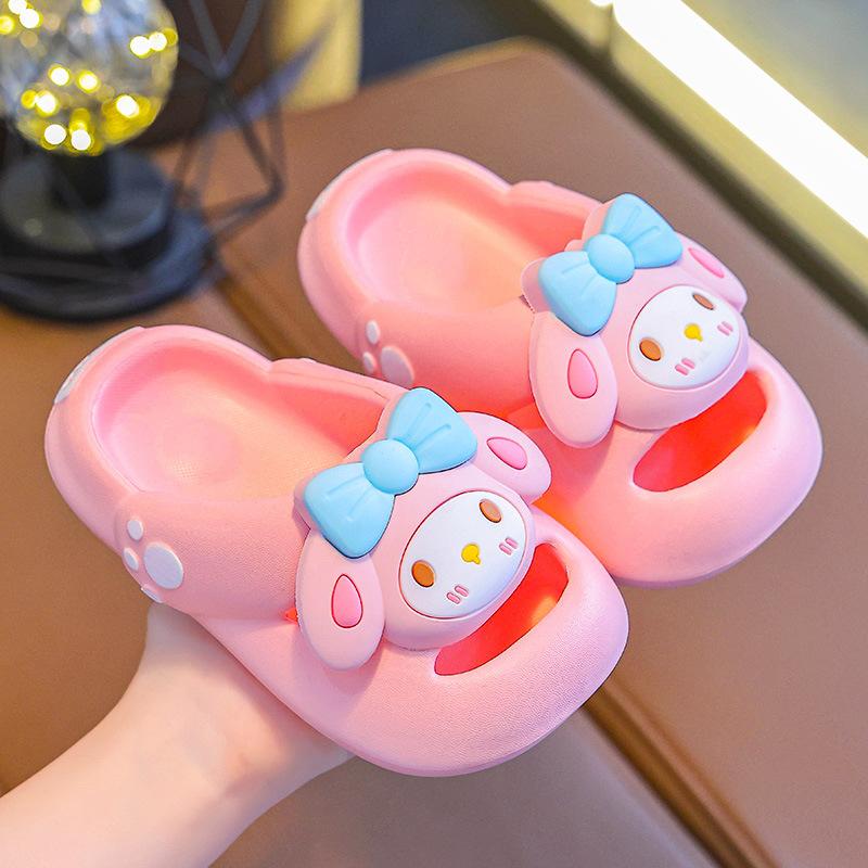 New summer children's slippers, baby garden shoes, children's sandals, cute and adorable girls' sandals