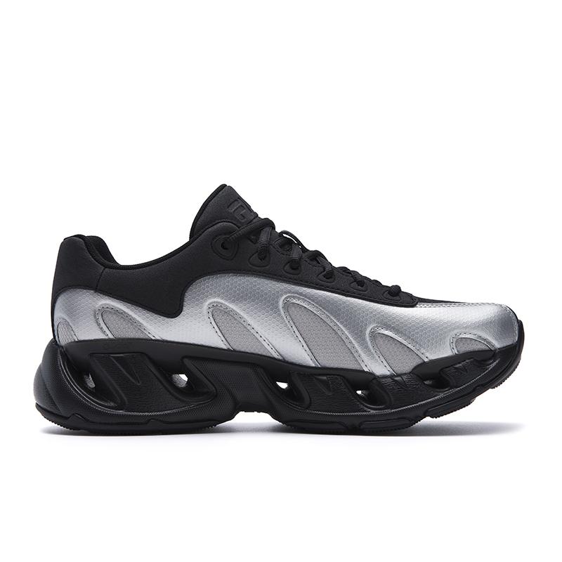 Fila VETTA Ammortizzazione Resistente all'Abrasione Copertura Leggero Aumento dell'Altezza Scarpe Basse Sneakers Chunky da Donna F12W613107FDS
