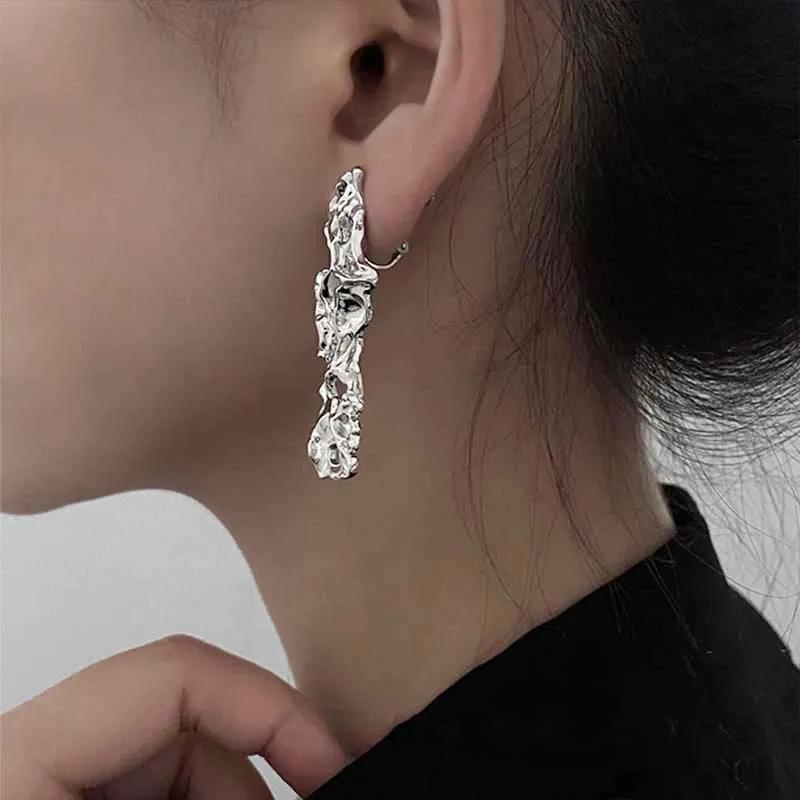 Punk Irregular Notes Dangle Earrings for Women Exaggerate Twist Metal Style Personality Punk Ear Accessories Fashion Jewelry