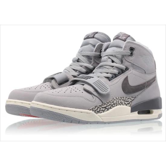 

Nike Air Legacy 312 Серый волк/Парусный 312 AV3922-002 EU 41 серый