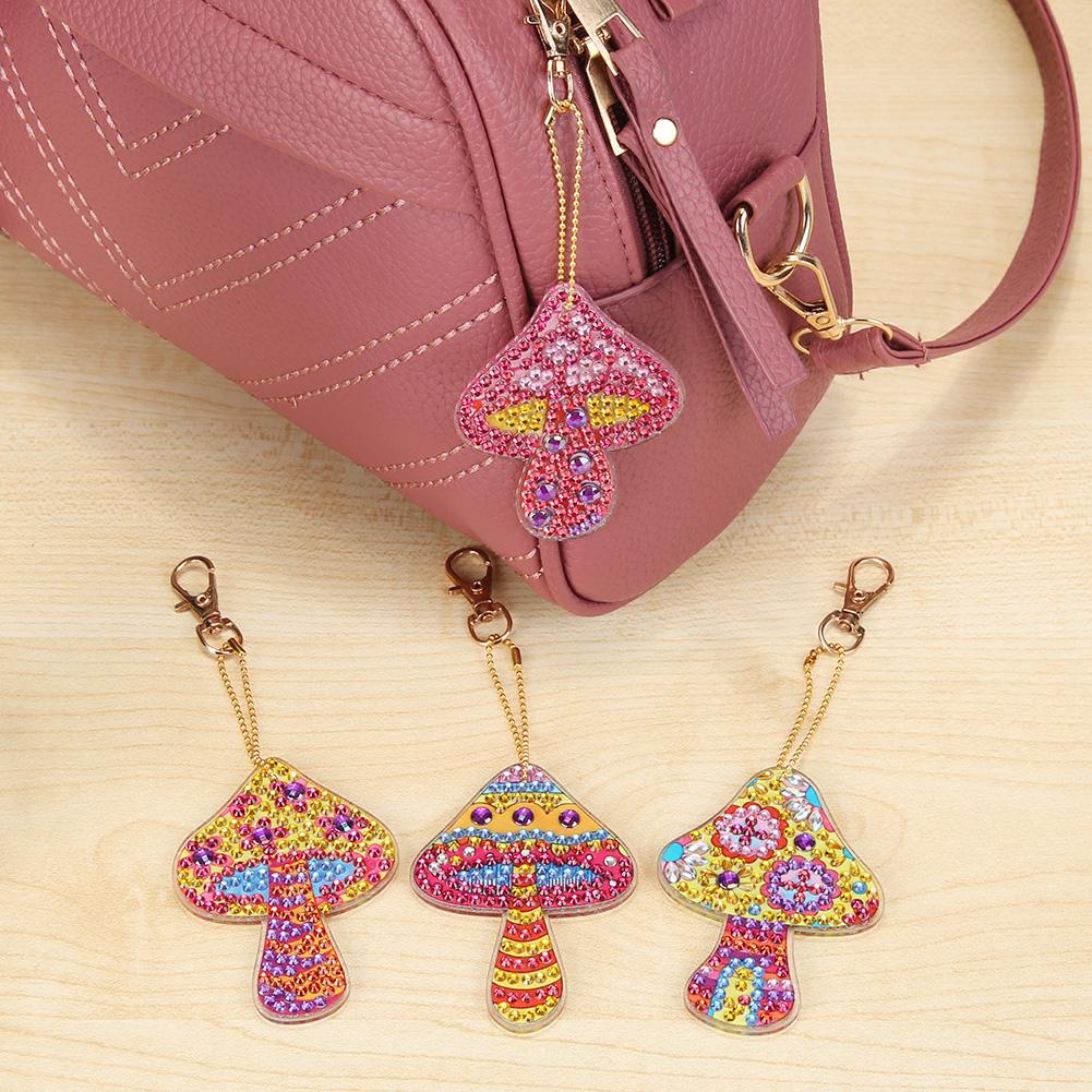 4pcs/set DIY Special-shaped Diamond Painting Mushroom Keychain Key Rings #BU 4pcs/set DIY Special-shaped Diamond Painting Mushroom Keychain Key Rings #BU