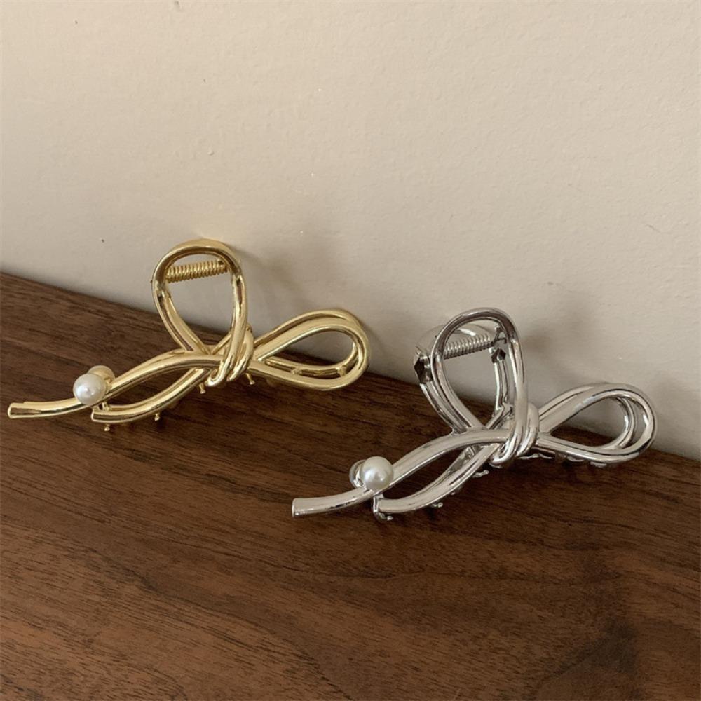 1pc Fashion Elegant Bow Shaped Metallic Hair Claw Pearl Accent Designs Perfect for Sweet Daily Looks Romantic Styles Accessories