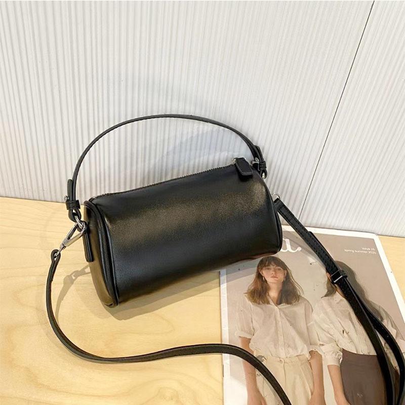 Simple Crossbody Small Bag for Women's New Soft Leather Mobile Phone Bag Versatile Lightweight Handheld Pen Bag