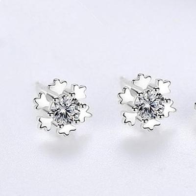 S925 Sterling Silver Snowflake Stud Earrings - Cute Christmas Gift Women's Jewelry