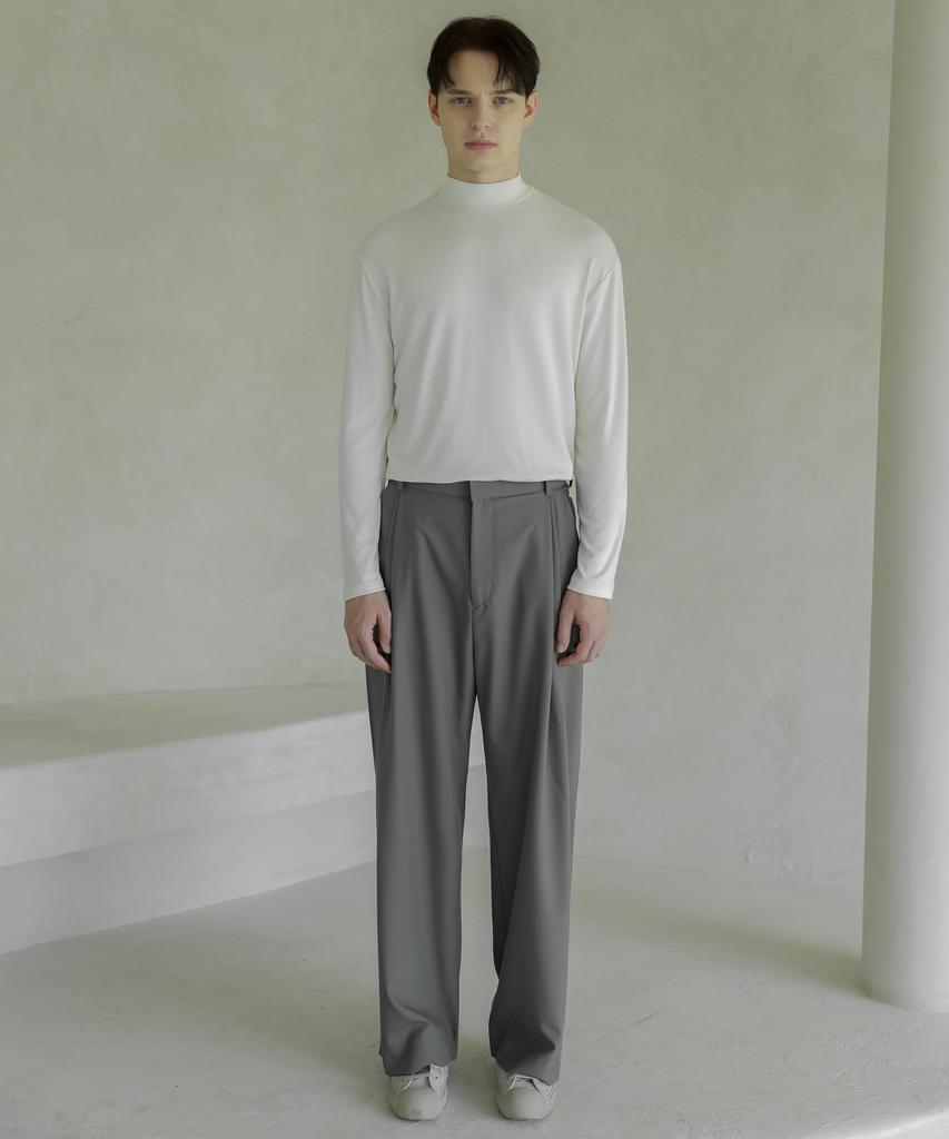 ESN Half Turtleneck Knit T-Shirt Cream