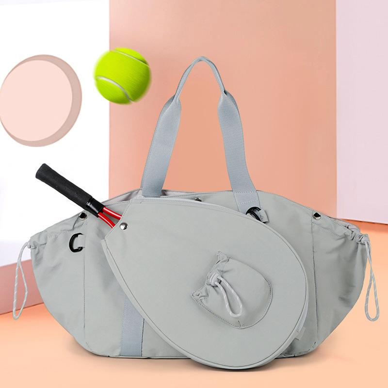 Trendy outdoor tennis bag, large capacity, detachable badminton sports bag, can be attached to a trolley, simple hand-held travel bag