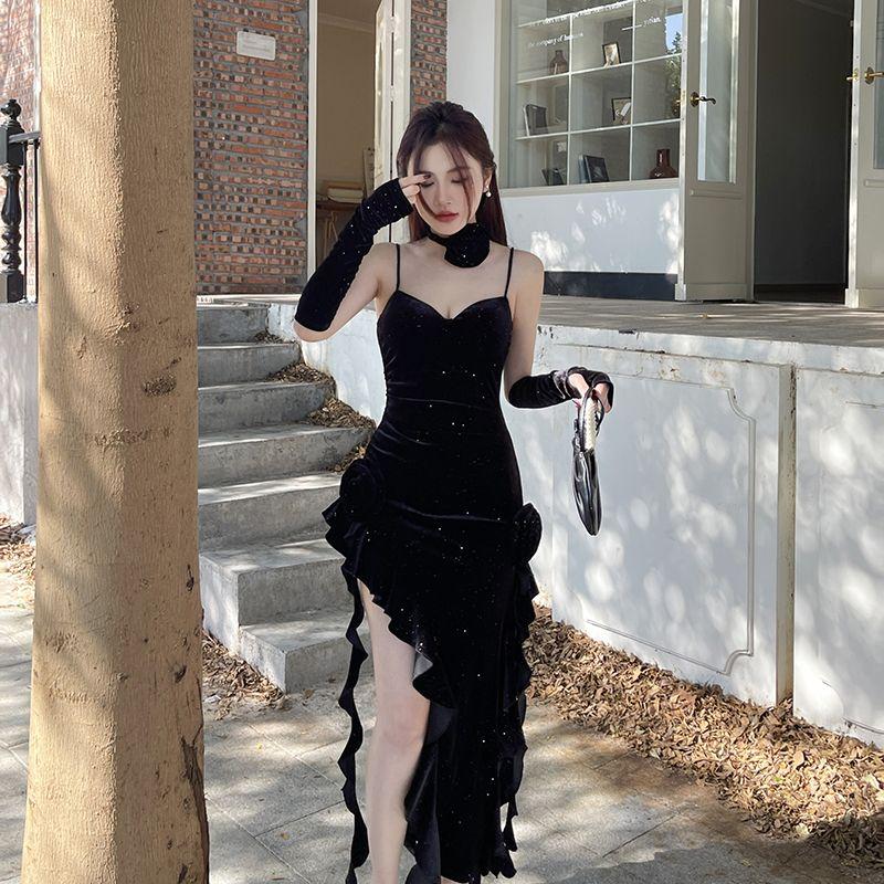 

Потрясающее европейское и американское сексуальное красное бархатное платье, женская юбка с разрезом, длинная юбка, рождественская одежда, юбка на подтяжках Black L code