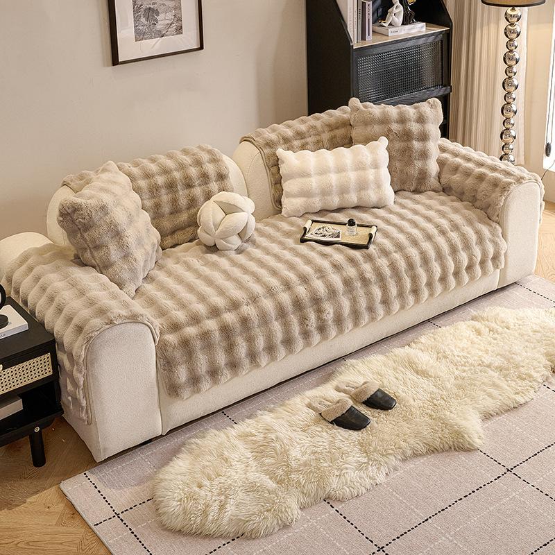 Neuer Herbst- und Winter Hase Plüsch Warm Plüsch Sofakissen Verdicktes Rutschfestes Kissen Leder Sofaüberwurf Überzugstoff